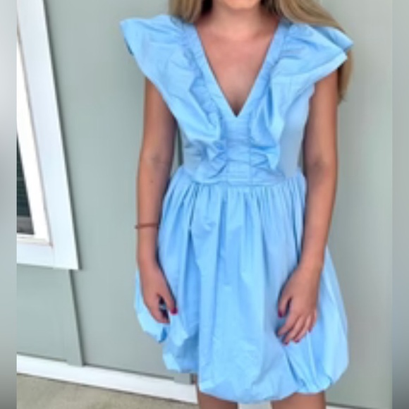 Size M TCEC Ruffle dress. NWT! - Picture 1 of 4